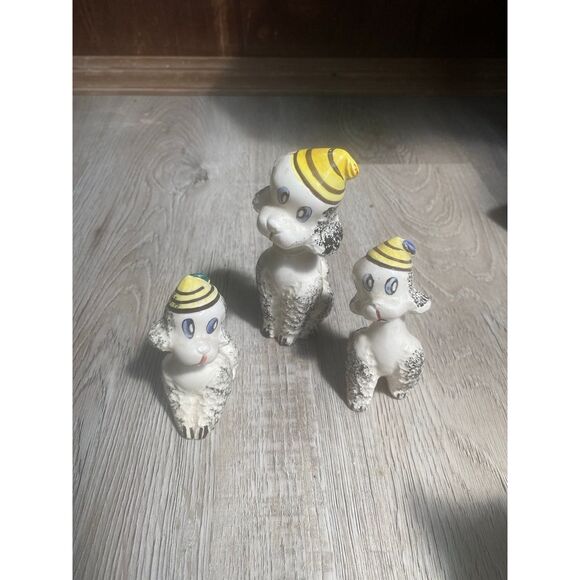 Vintage 1950s Porcelain Poodles set of 3 cute granny decor - Picture 6 of 6